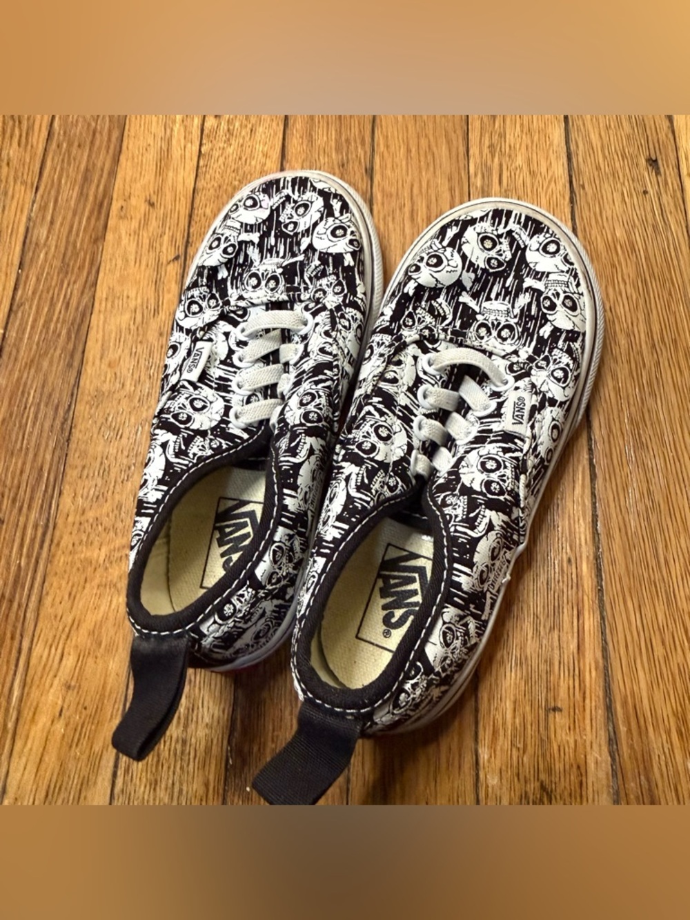 Vans Toddlers’ Lace Skull Glow Black & White Graphic Slip-On Sneakers - Size 9